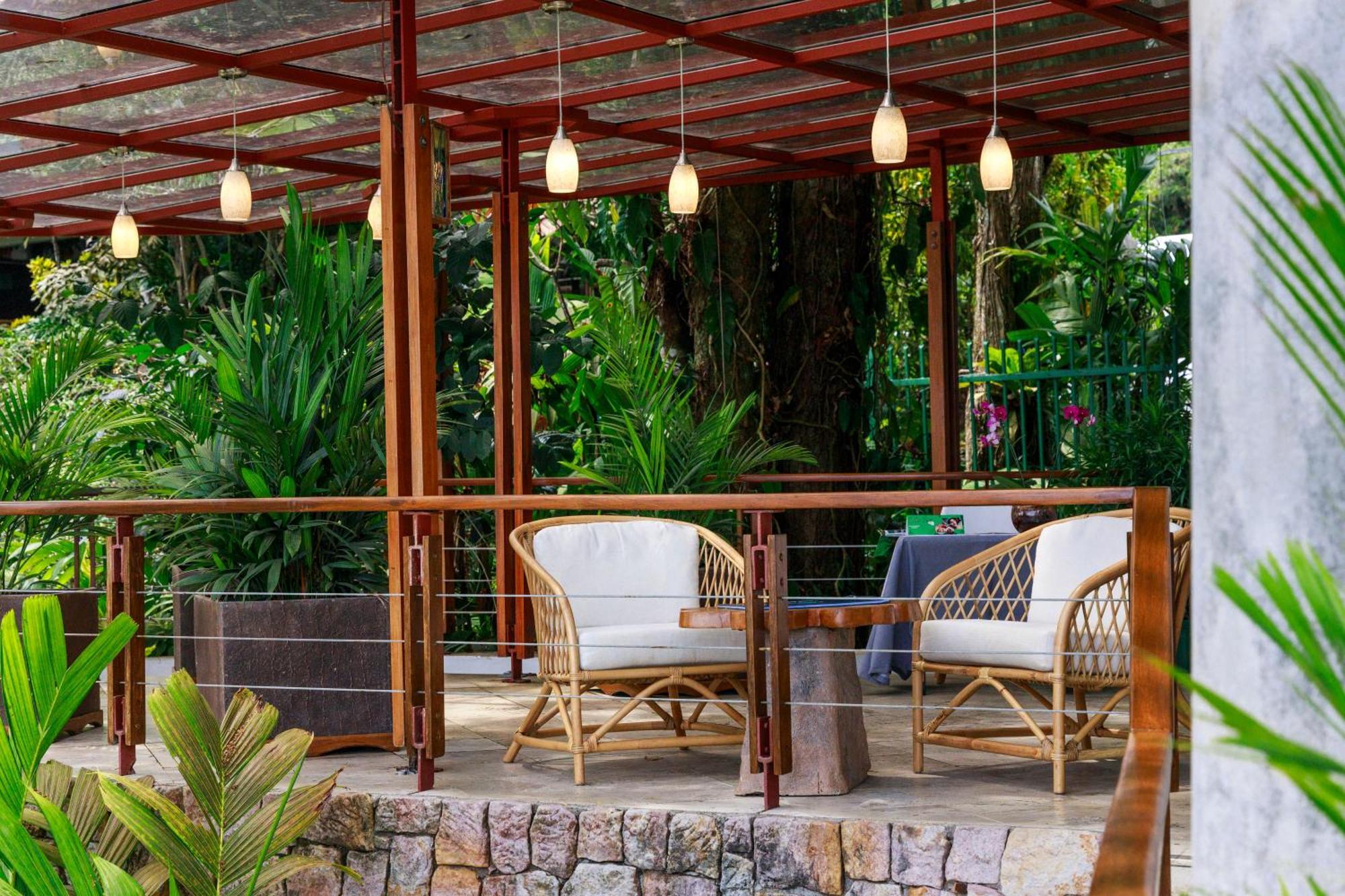 Resort Si No Resort&wildlife Refuge